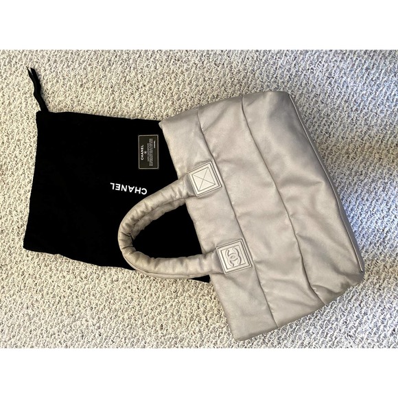 CHANEL Coco Cocoon Silver/Navy Medium Reversible Tote - Picture 1 of 13